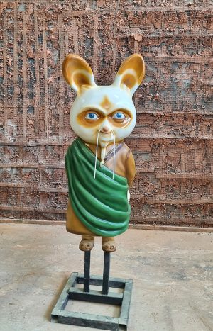 Usta Shifu Heykeli